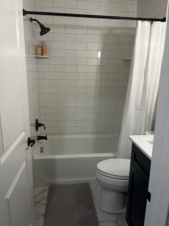 Building Photo - 204 Dorset Way