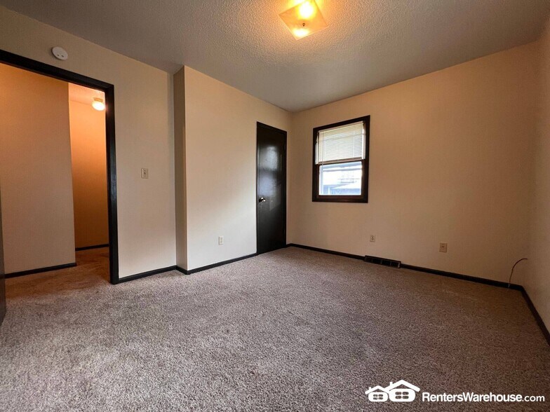 Building Photo - 3320 Valdez Ct
