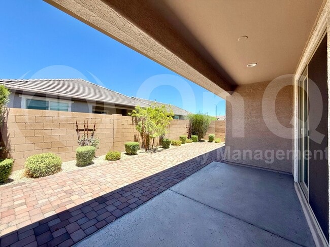 Building Photo - 8908 W Bethany Heights Dr