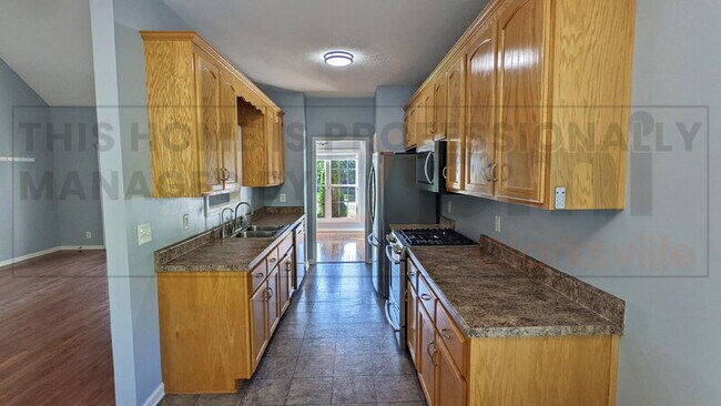 Building Photo - 3317 Sunny Slope Dr