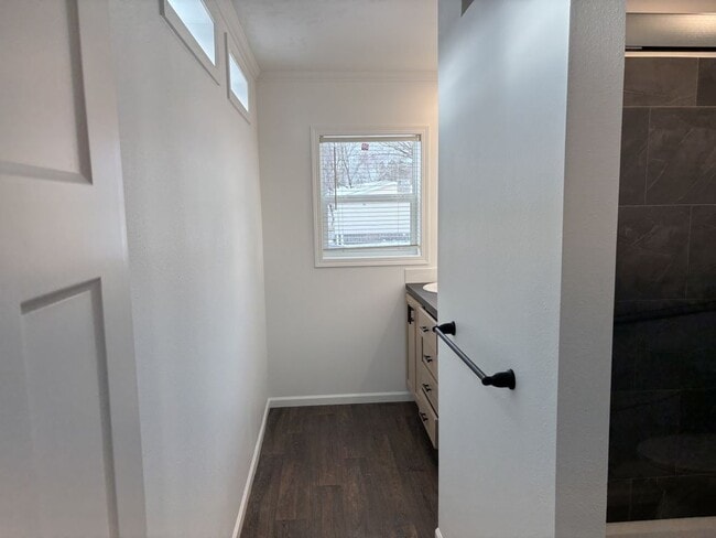 Building Photo - 521 Cimarron