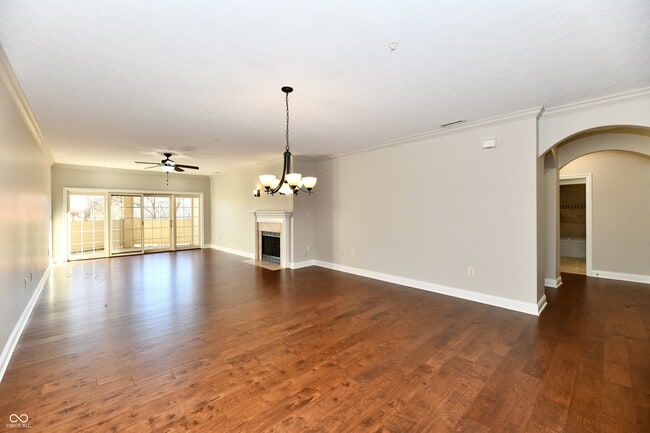 Building Photo - 8555 One W Dr