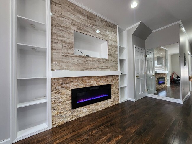 Building Photo - 176-31 130th Ave