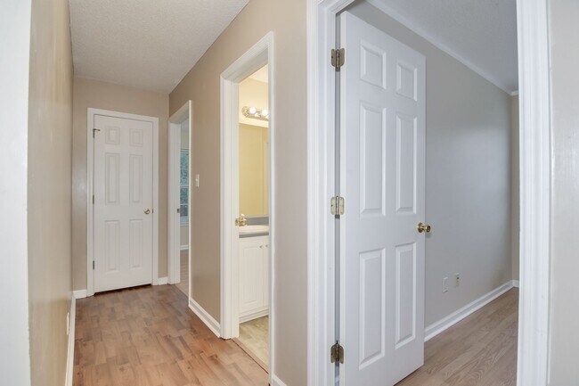 Building Photo - 3 Bedroom Ranch Grovetown