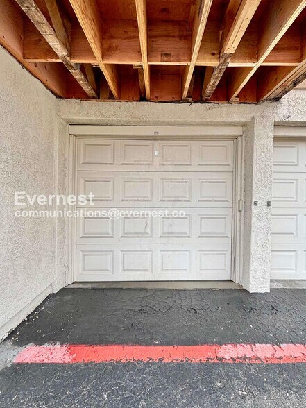 Building Photo - 3557 Paseo De Francisco