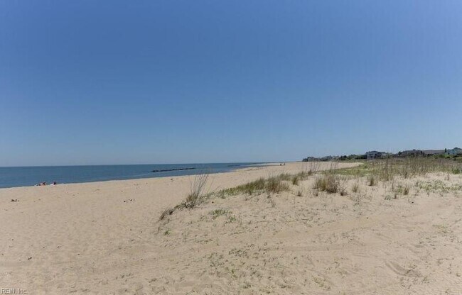 Building Photo - 1508 W Ocean View Ave