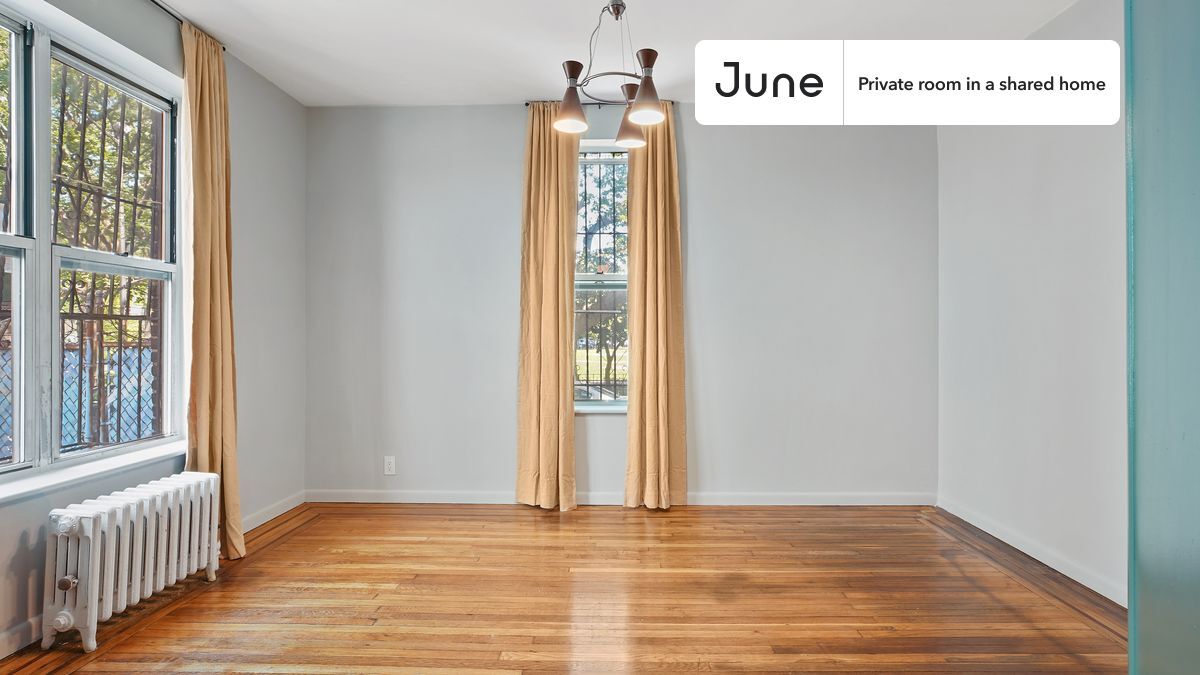 Building Photo - Room in Shared 4 bed/1 bath home