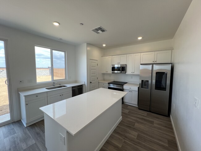 Building Photo - 8720 Hamblen Ct