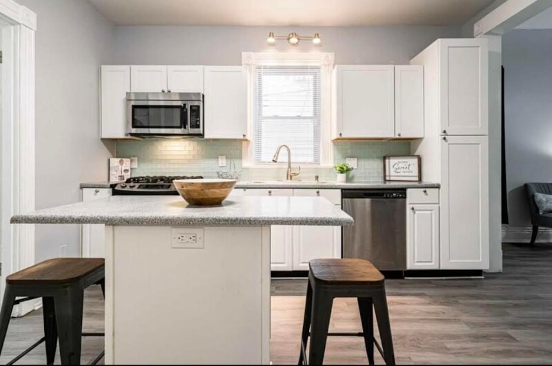 Building Photo - 1436 Rufer Ave