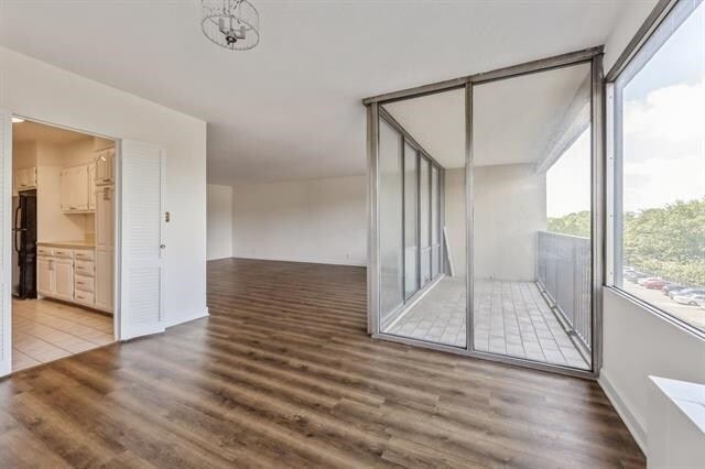 Building Photo - 6 Horizon Rd