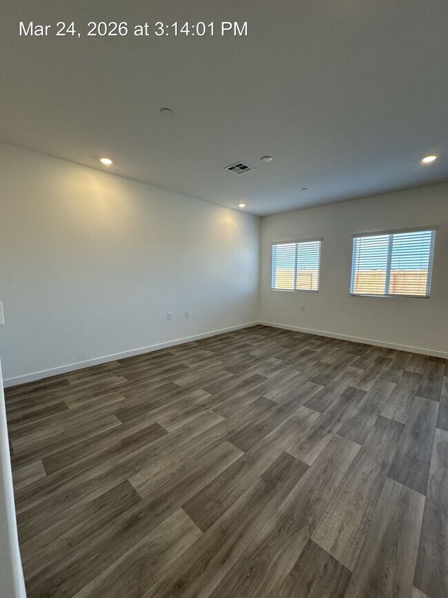 Building Photo - Newly Built Home located SE Visalia!  Rent Ready!