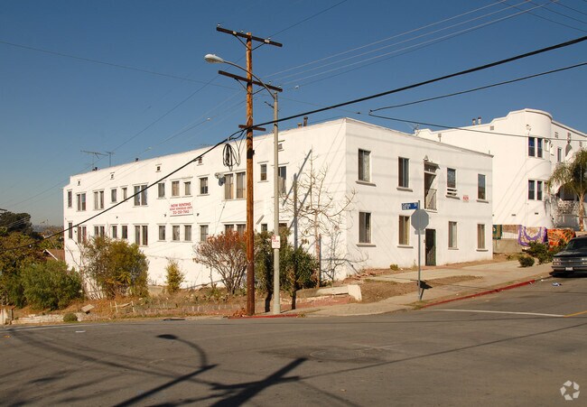 Primary Photo - 201-207 N Toluca St