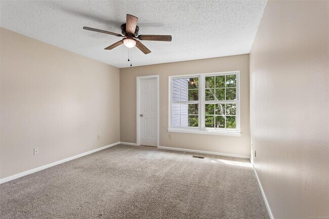 Building Photo - 5306 Aden Ct