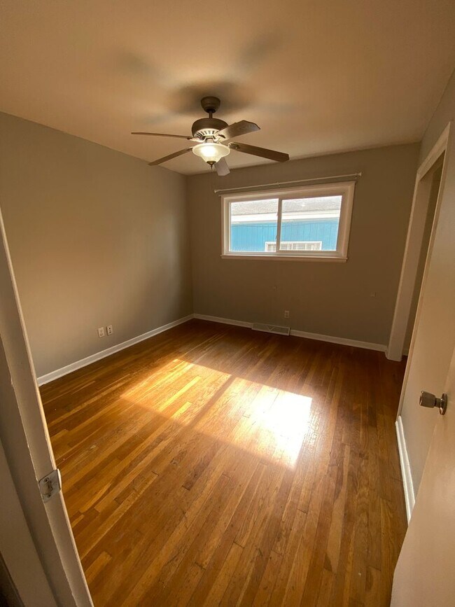 Building Photo - 2663 E Stanford St