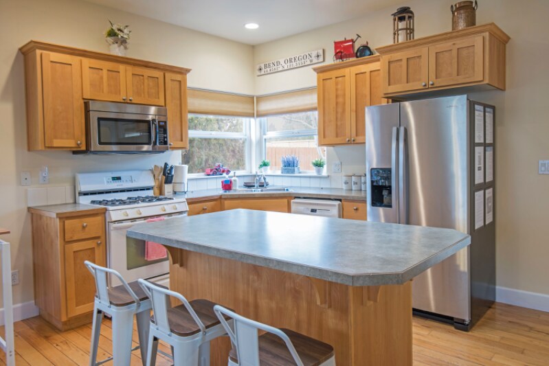Building Photo - 61278 Sunflower Ln