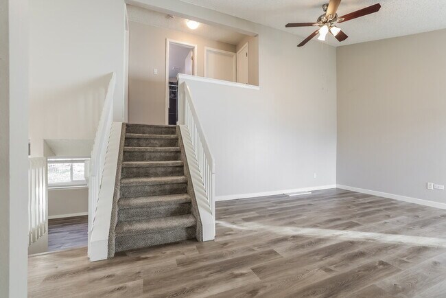 Building Photo - 12155 Elm Way