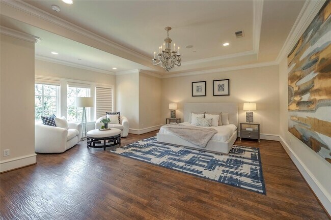 Building Photo - 4311 Brookview Dr