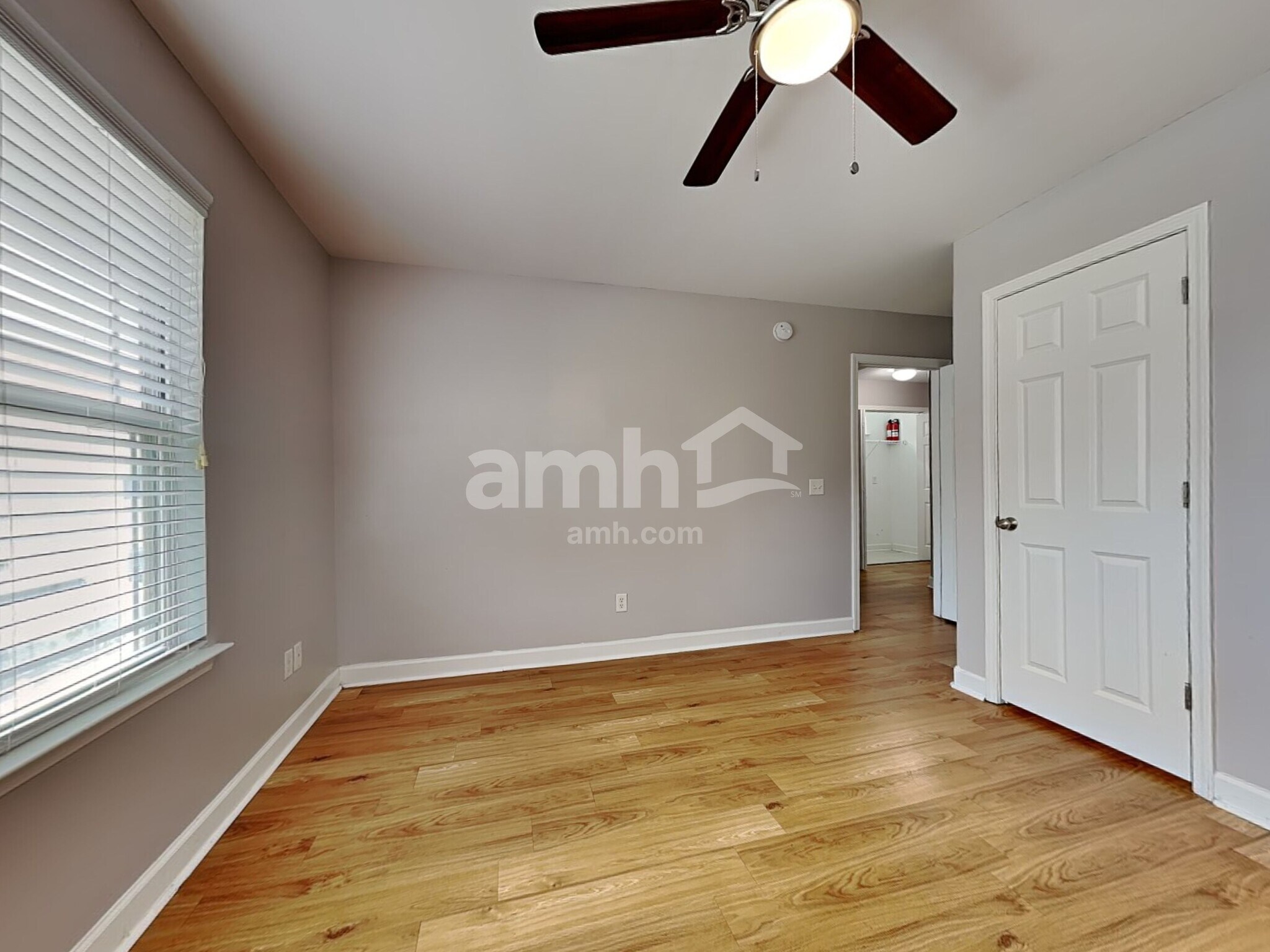 Building Photo - 15 Summer Hill Ct