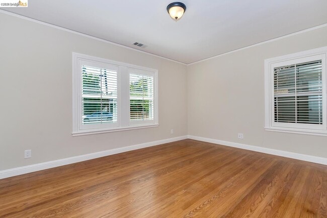 Building Photo - 3484 Moraga Blvd