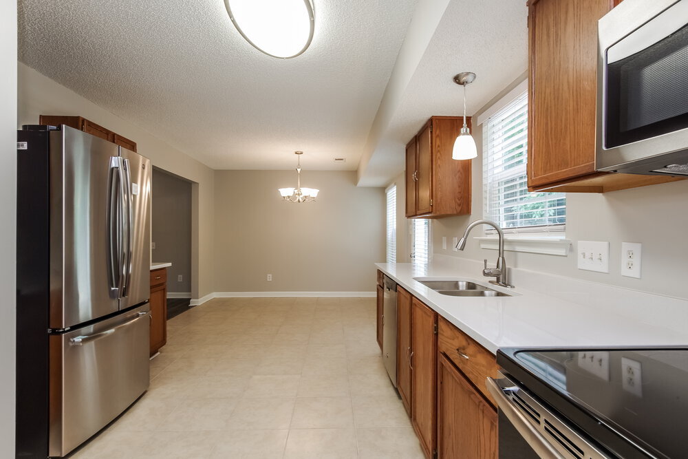 Building Photo - 1833 Cagney St