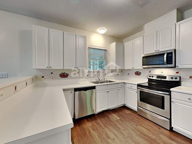 Building Photo - 1900 Spanish Bay Ct