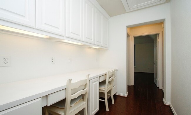 Building Photo - 39 Paloma Bend Pl