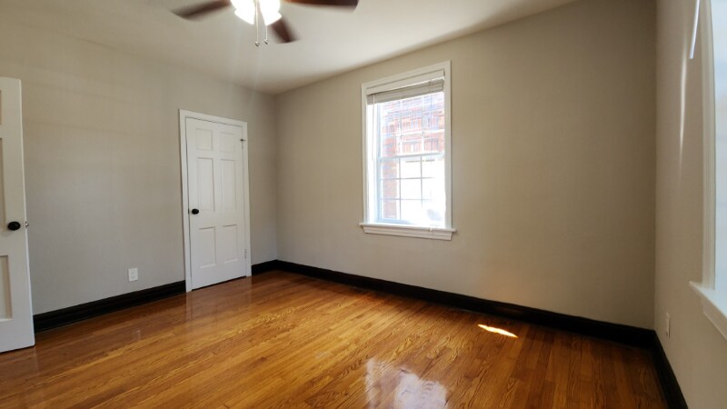 Building Photo - 1019 Sanford Ave