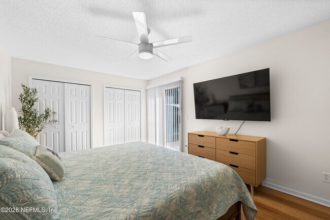 Building Photo - 1105 Mimosa Cove Ct W