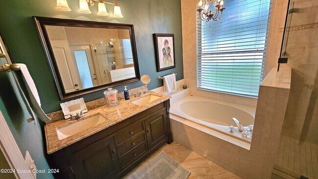 Building Photo - 1299 Potomac Dr