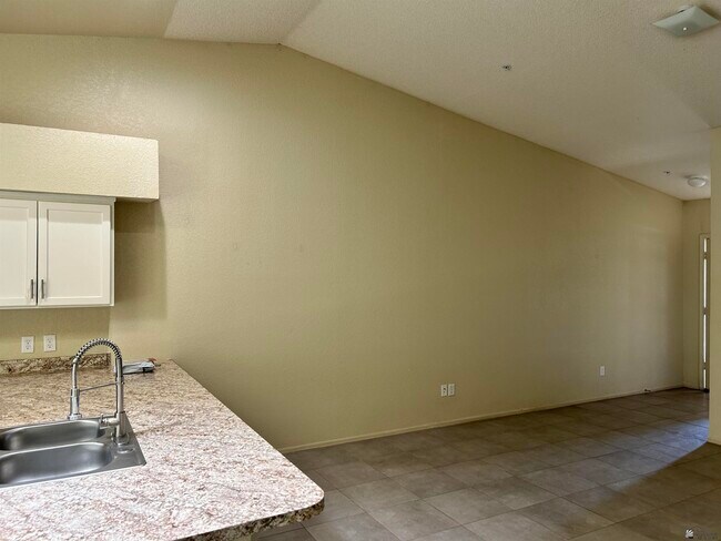 Building Photo - 3856 S Brianna Dr