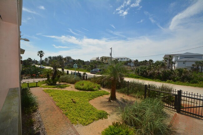 Building Photo - 62 Moody Dr