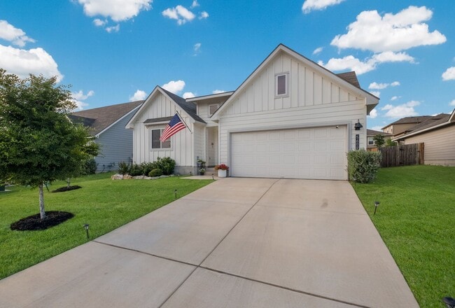 Building Photo - Jewel Curve Gem