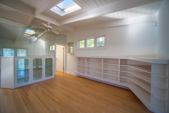 Building Photo - 4000 S Ocean Blvd