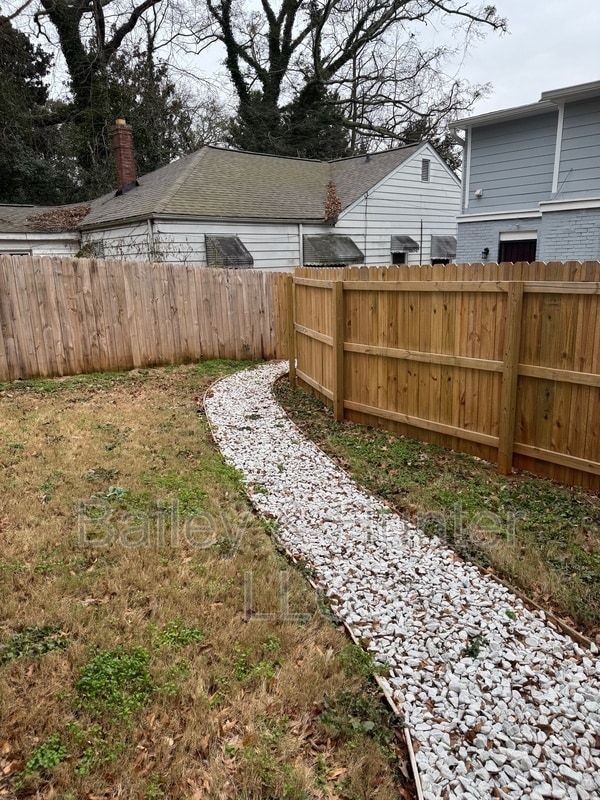 Building Photo - 1328 B Blvd SW