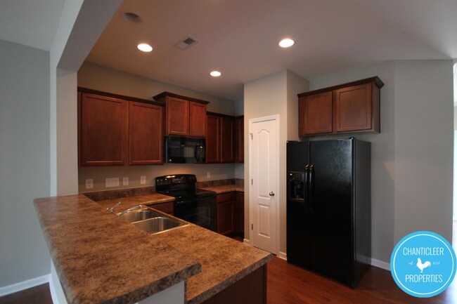 Building Photo - 2233 Sunny Cove Dr