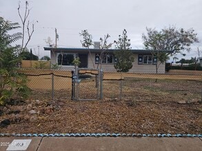 Building Photo - 113 E Navajo St