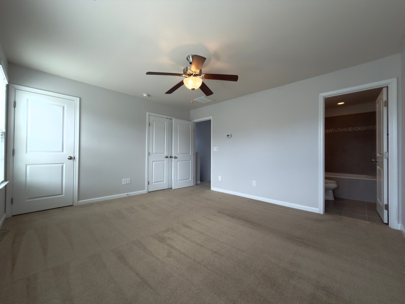 Building Photo - 2501 Silverthorn Dr