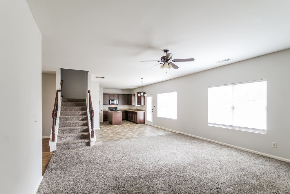 Building Photo - 909 Walking Stick Trail NE