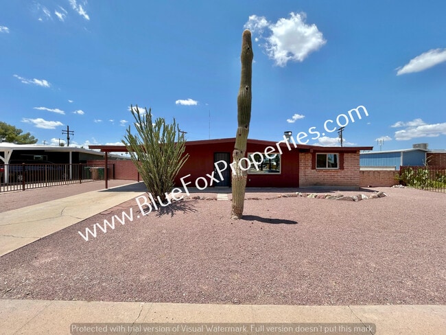 Primary Photo - 4853 N Calle Harmonia
