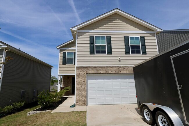 Building Photo - 352 Sandbach Rd