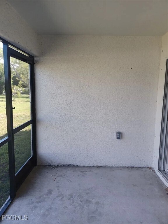 Building Photo - 1109 SE 5th Ct