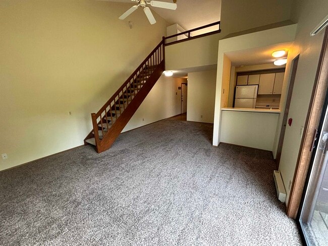 Primary Photo - 1014 N Sunnyvale Ln