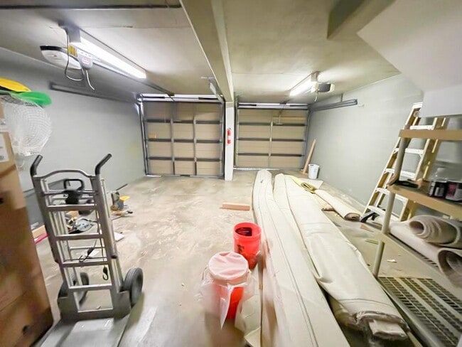 Building Photo - 123D Maunalua Ave