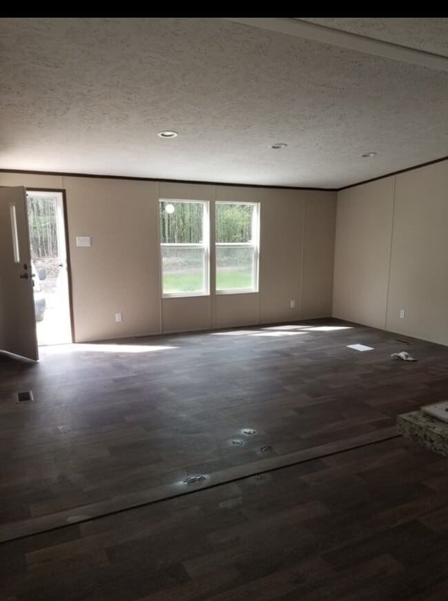 Building Photo - 123 Pintail Ln