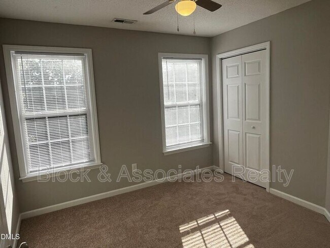 Building Photo - 5500 Marthonna Way