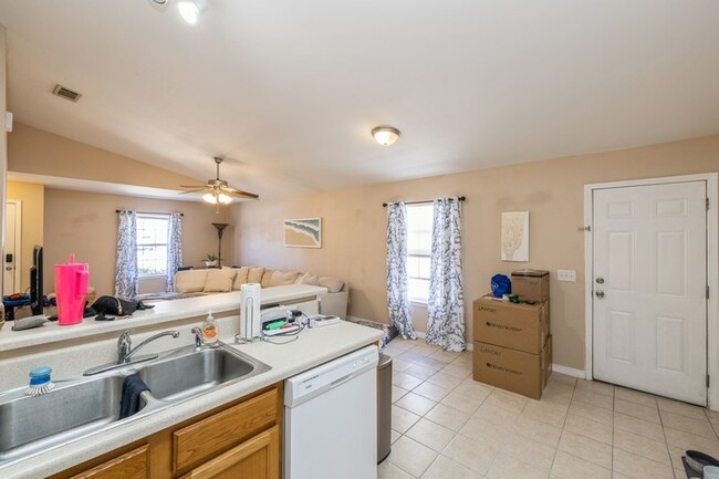 Building Photo - 7451 Harvest Village Ct