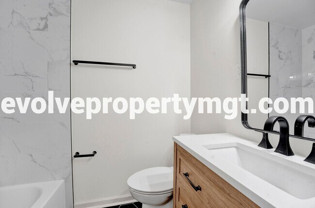 Building Photo - 1260 Cherrydale Cove