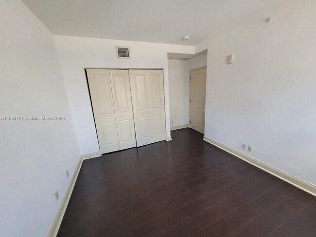 Building Photo - 111 E Flagler St