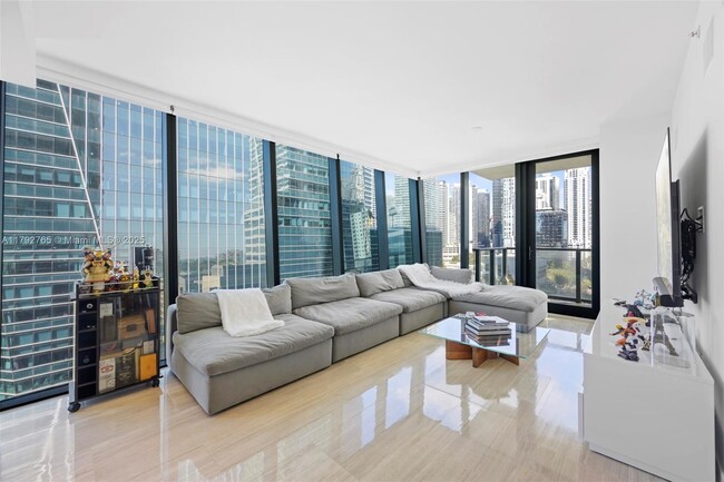 Primary Photo - 1451 Brickell Ave