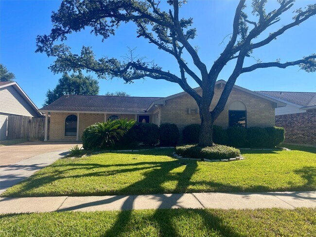 Building Photo - 16803 Castle Fraser Dr